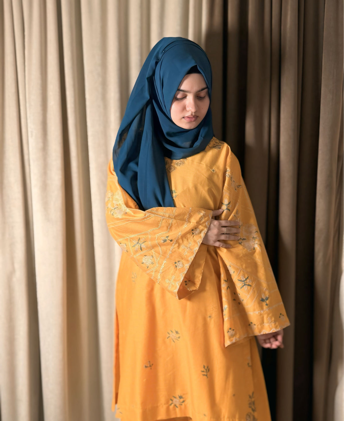 Meher Lawn Cotton 2-Piece Suit