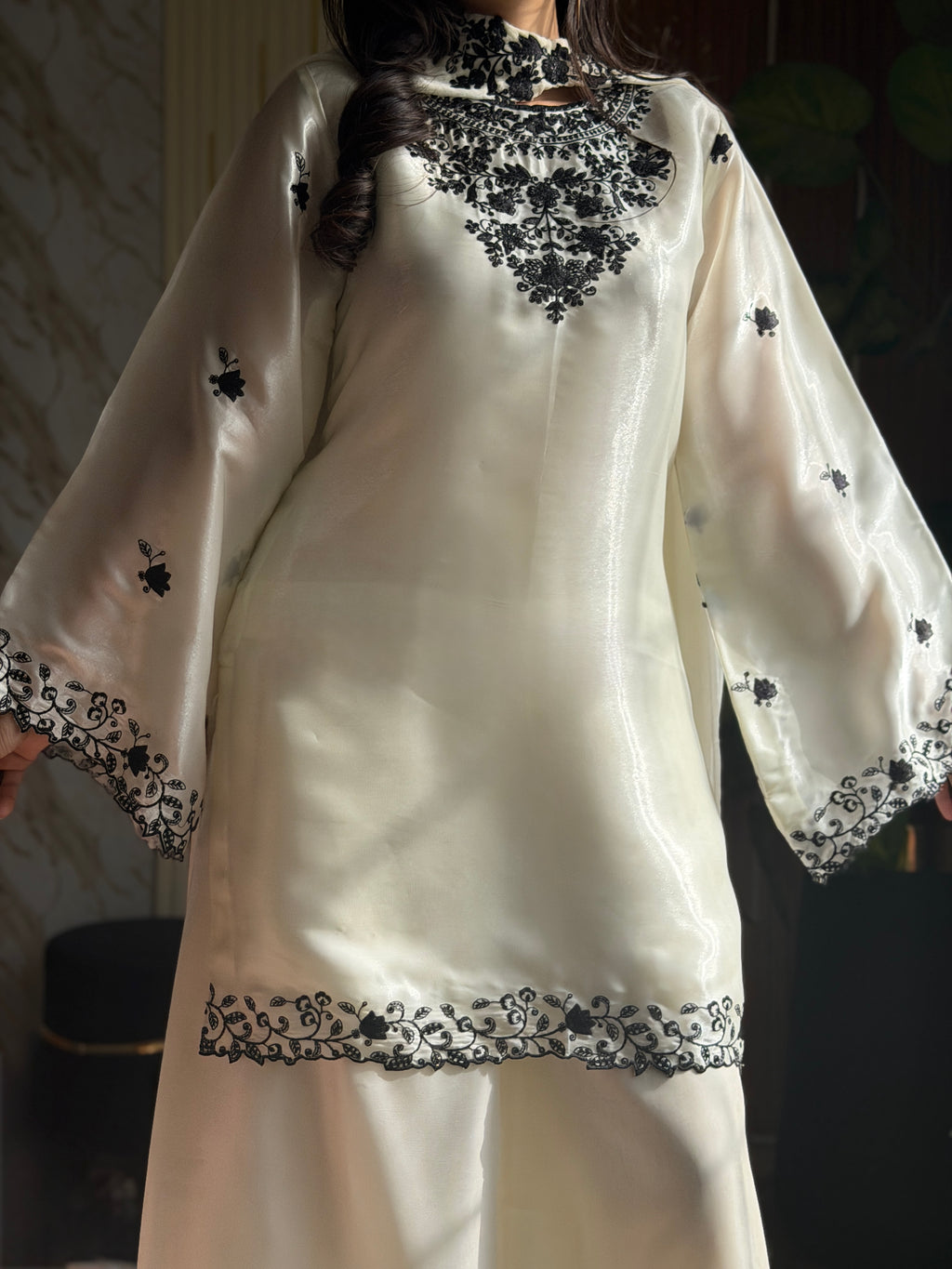 Noor Lawa Silk 3-Piece Suit