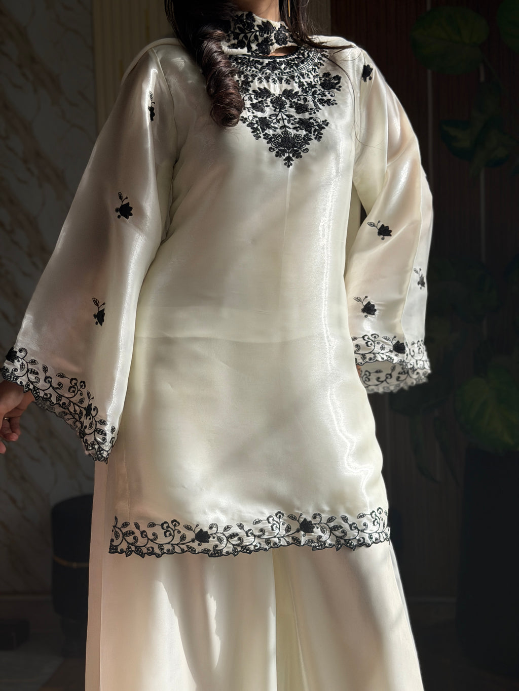Noor Lawa Silk 3-Piece Suit