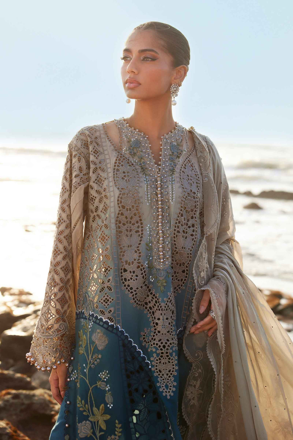 Aylina Embroidered Lawn 3-Piece Suit