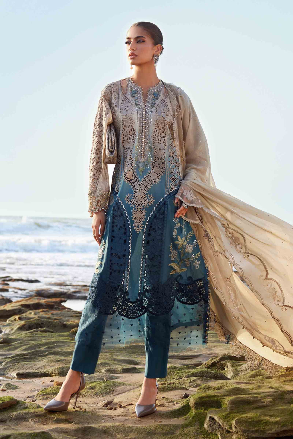 Aylina Embroidered Lawn 3-Piece Suit