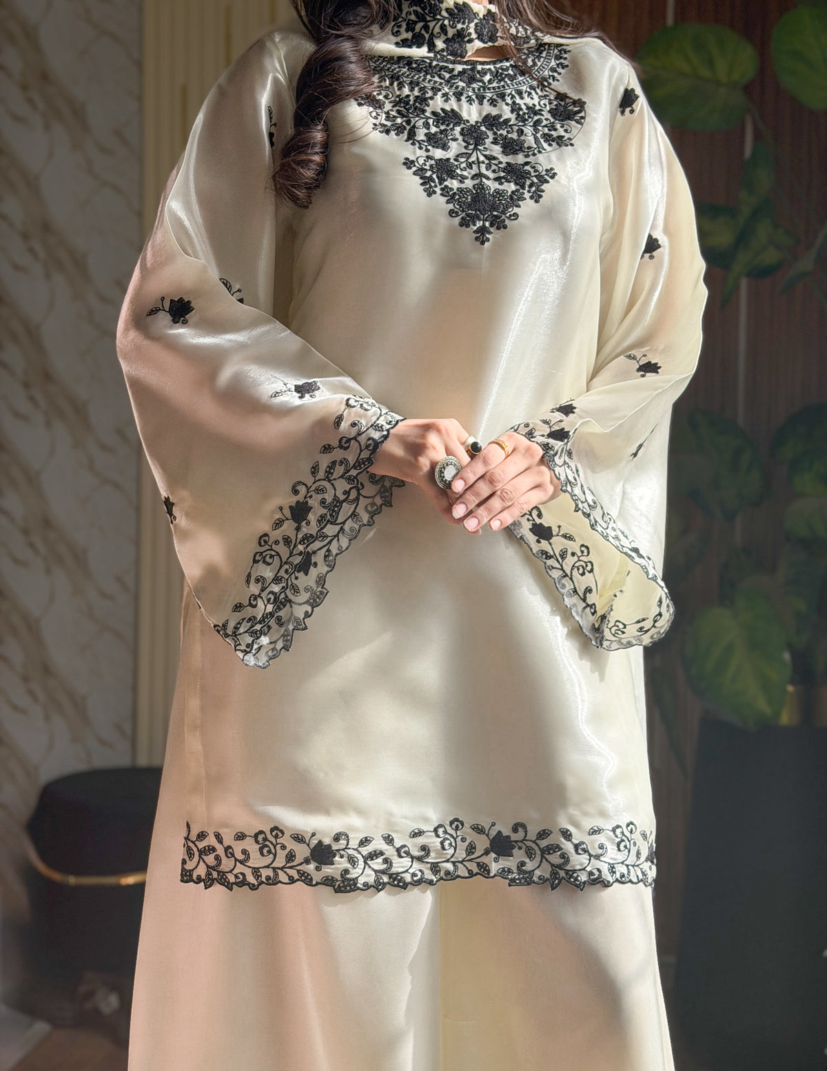 Noor Lawa Silk 3-Piece Suit