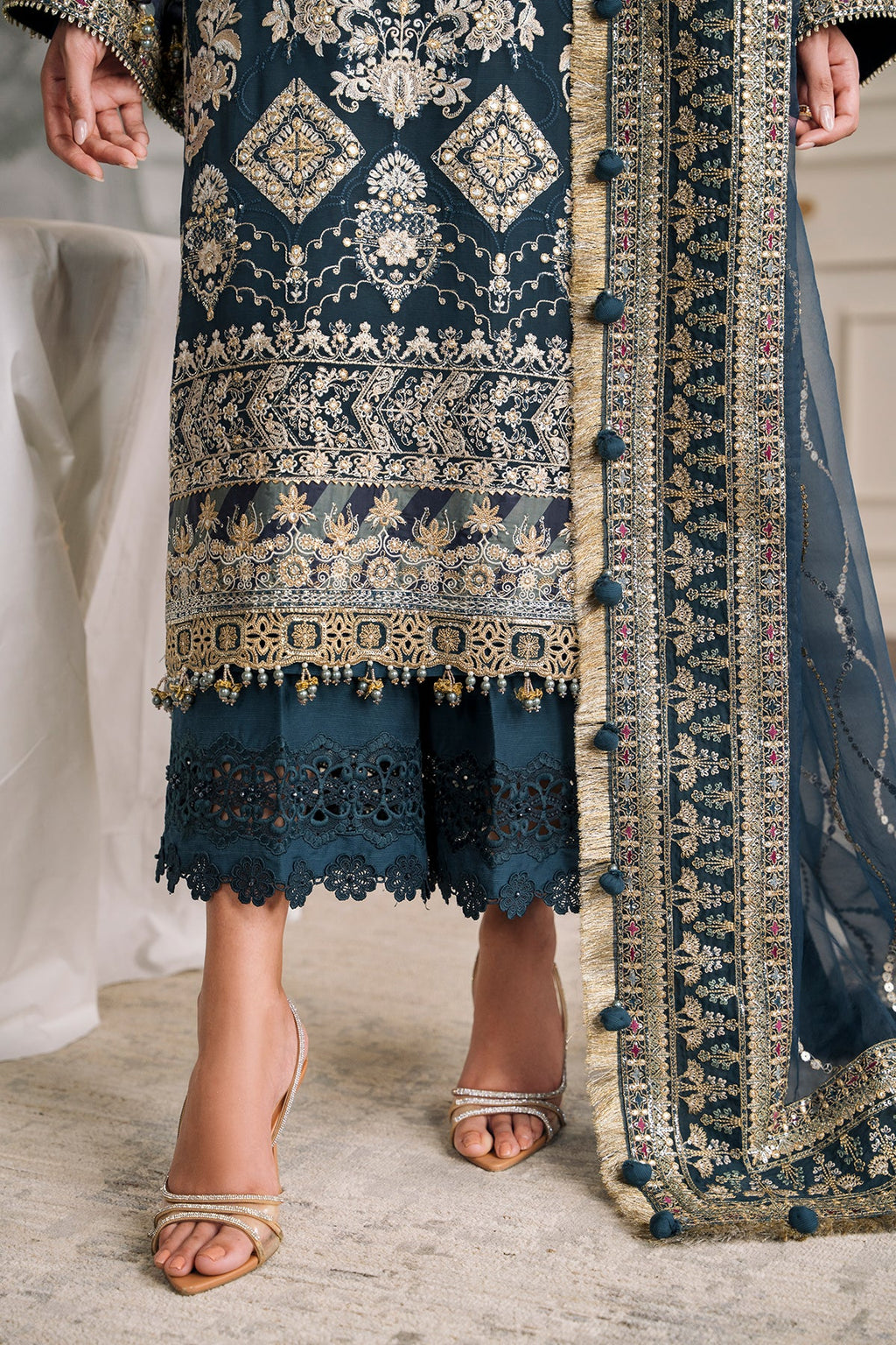 Zehra Noor Embroidered Chiffon Wedding 3-Piece Suit